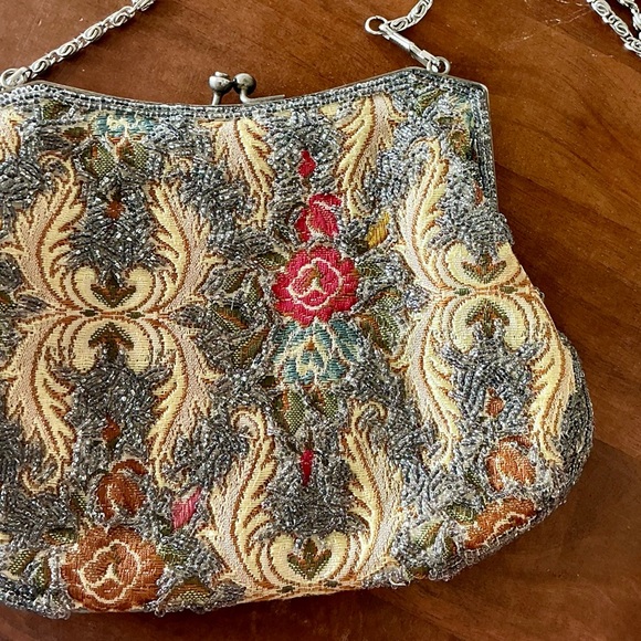 Vintage 1930s 40s French Tapestry Petit Point Victorian Floral Purse Snap Close - Picture 8 of 17